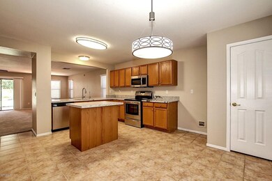 6 spacious family dining