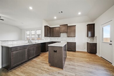 1023 Brahma Cir, East Bernard, TX 77435 - photo 2