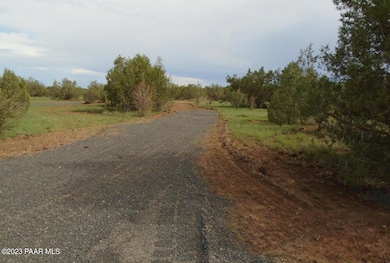 1802 Cumberland Rd, Ash Fork, AZ 86320 - photo 3