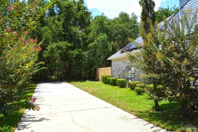 1784 Tillman Ln, Pensacola, FL 32526 - photo 2