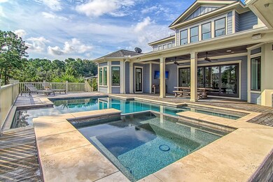 2284 Hartfords pro jacuzzi corner