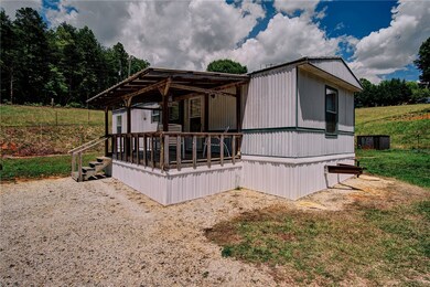 135 Keys Rd, Tamassee, SC 29686 - photo 2