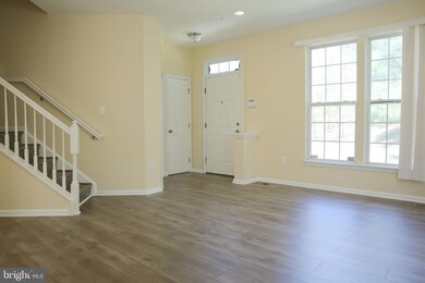 7300 Serenade Cir, Clinton, MD 20735 - photo 3