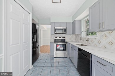 6520 Alopex Rd, Waldorf, MD 20603 - photo 3