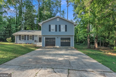 4611 Eberline Ct, Stone Mountain, GA 30083 - photo 3