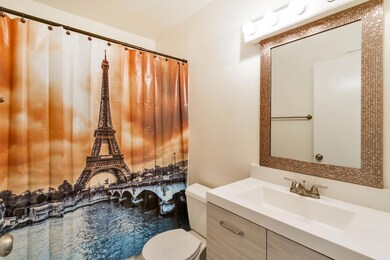 2ND BATHROOM