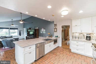 1200 Gatewood Dr, Alexandria, VA 22307 - photo 7