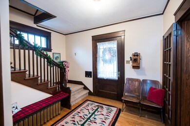 902Benton-21