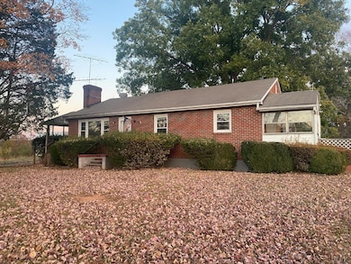 6101 Goode Rd, Goode, VA 24556 - photo 2