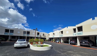 81 20 Rd unit 8, Guaynabo, PR 00966 - photo 4