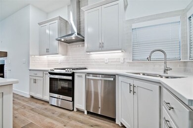 502 W Persimmon St, Rogers, AR 72756 - photo 7