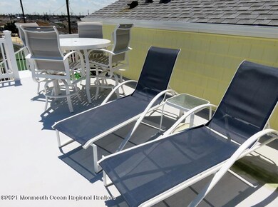deck sunny