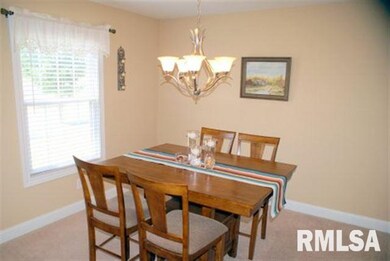 1604 W 67th St, Davenport, IA 52806 - photo 7