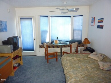 Studio Style Unit