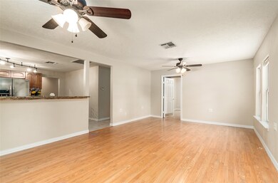 7707 Lester St, Pearland, TX 77584 - photo 2