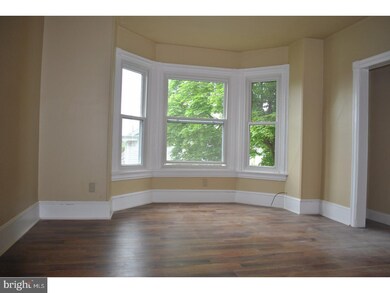 139 Chestnut St unit 2ND FL, Spring City, PA 19475 - photo 2