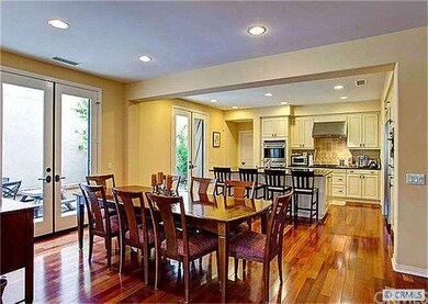 Dining Room (2)