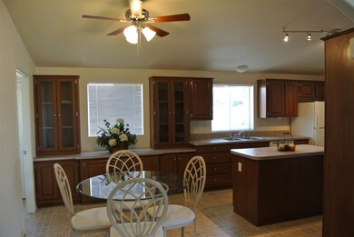 13128 E 47th St, Yuma, AZ 85367 - photo 3