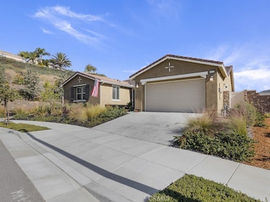 45520 Laburnam Ct, Temecula, CA 92592 - photo 2