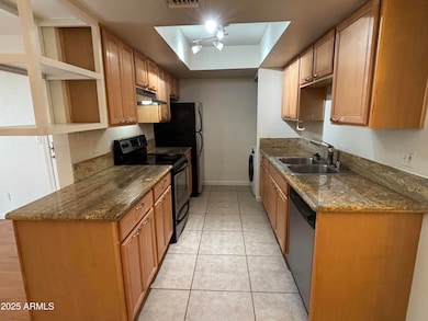 GALLEY-STYLE KITCHEN