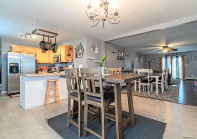 1128 Outer Dr, Schenectady, NY 12303 - photo 4