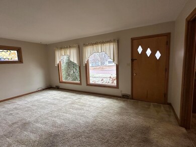 648 13th St SW, Huron, SD 57350 - photo 3