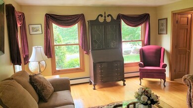 27 Westview Dr, Mansfield, MA 02048 - photo 4