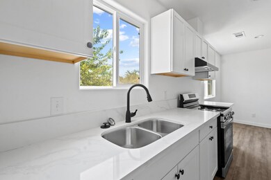 1166 E Park Way, Dinuba, CA 93618 - photo 7