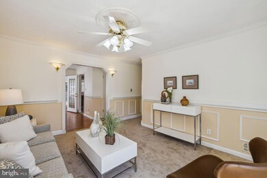 6417 Country Club Ct, Hyattsville, MD 20785 - photo 4