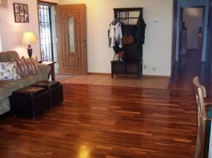 4508 Wild Stallion  -  Livingroom