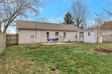 917 N 28th St, Mattoon, IL 61938 - photo 2