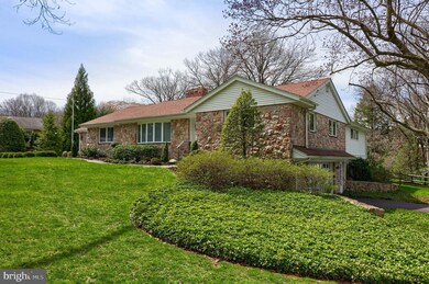 1212 Old Mill Rd, Reading, PA 19610 - photo 4