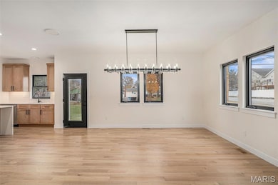 12430 Somerset Place Dr, St. Louis, MO 63128 - photo 7