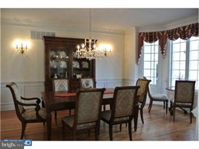 301 Lyons Cir, Doylestown, PA 18902 - photo 3