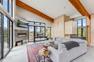 carriage house