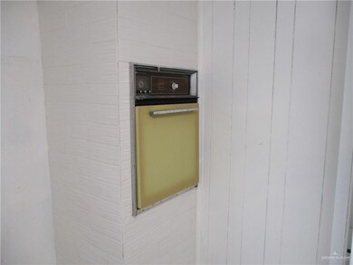 1600 S Orange Ave, Weslaco, TX 78596 - photo 6