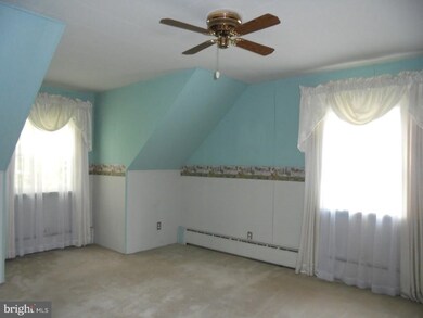 323 Woodlyn Cir, Woodlyn, PA 19094 - photo 7