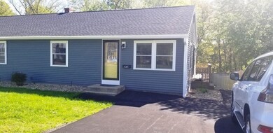 1081 Mammoth Rd, Dracut, MA 01826 - photo 3