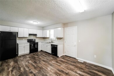 806 SE 19th St, Oak Grove, MO 64075 - photo 5