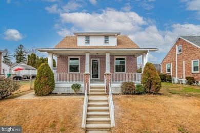 1417 Brooke Blvd, Reading, PA 19607 - photo 2