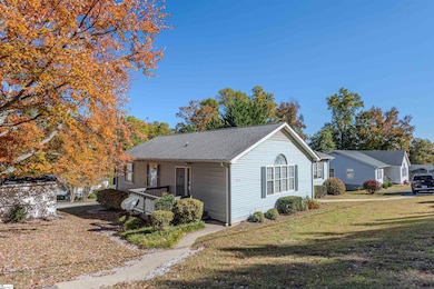 1905 Old Mountain Creek Rd, Greenville, SC 29609 - photo 2