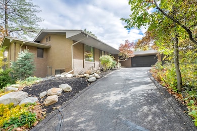 6299 S Van Cott Rd, Holladay, UT 84121 - photo 4