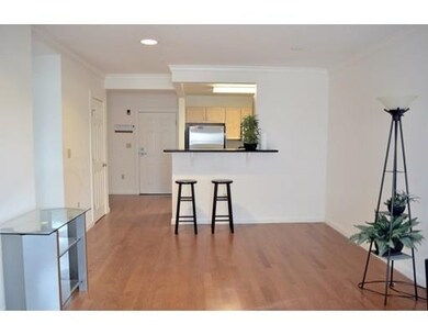 120 Mountfort St unit 505, Boston, MA 02215 - photo 2