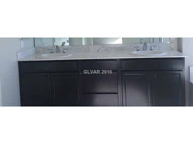 Master Bath/Spa. DUAL SINKS