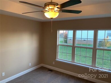 749 Jennings Rd, Statesville, NC 28625 - photo 5