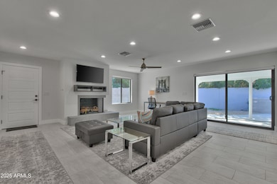 4241 E Calle Tuberia, Phoenix, AZ 85018 - photo 7