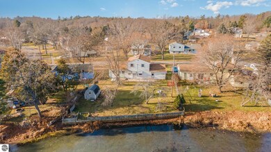 406 Ottawa Dr, Oscoda, MI 48750 - photo 5