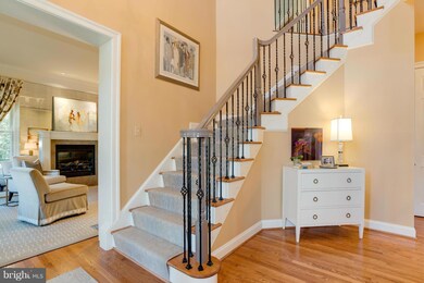 7120 Merrimac Dr, McLean, VA 22101 - photo 3