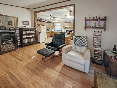 12 Bellevue Rd, Oak Bluffs, MA 02557 - photo 4