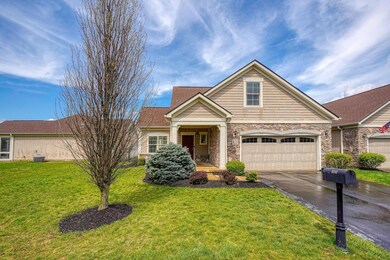102 Featherstone Ct, Powell, OH 43065 - photo 2